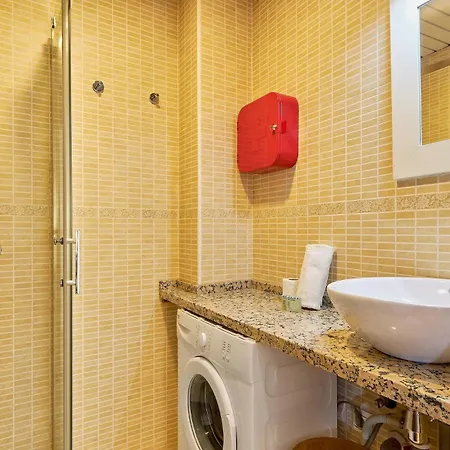 Jaleo Penthouse In By Solaga Homes Apartment *